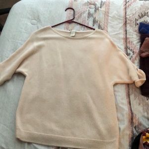 Half sleeved sweater